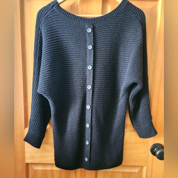 Venus Small, black sweater with buttons on the back - Picture 2 of 5